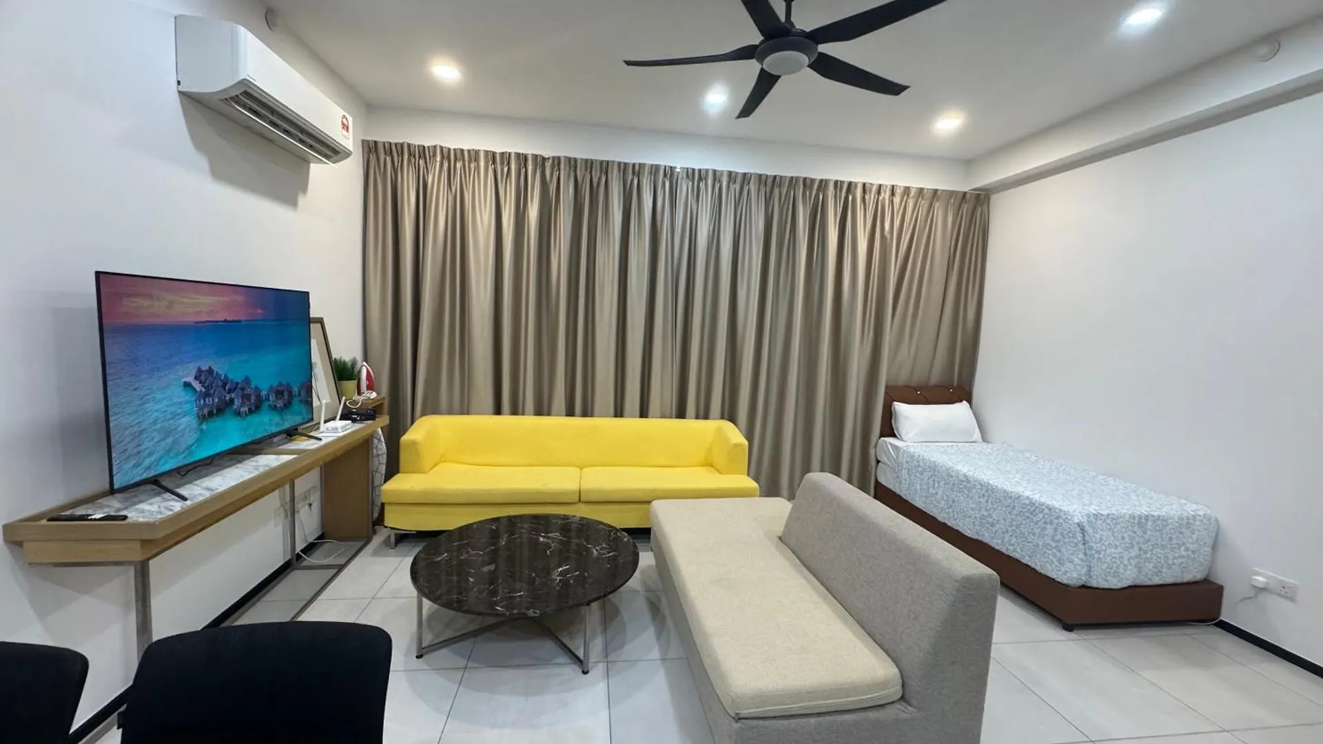 Modern 2Br Home 5 Queen Beds, Near Attractions Jelutong